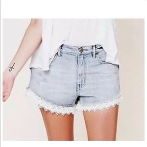 Free people crochet lace edge shorts